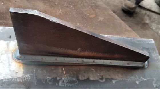 6 محور لحام ذراع روبوت روبوت لحام أوتوماتيكي صناعي لألواح سميكة متوسطة